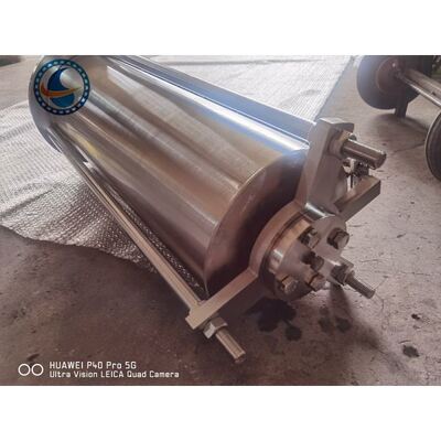 Durable Efficient Ss316l Wedge Wire Screen Pipe 100 Micron High Strength