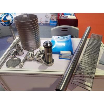 Anti Wear Reverse Wedge Wire Screen , High Stiffness Water Well Pipe